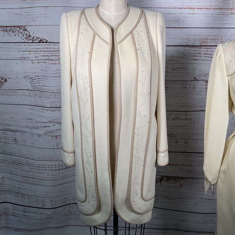 S. BALIAN DESIGNS 2pc. Women's Embroidered Belted Dress & Coat SEE MEASUREMENTS