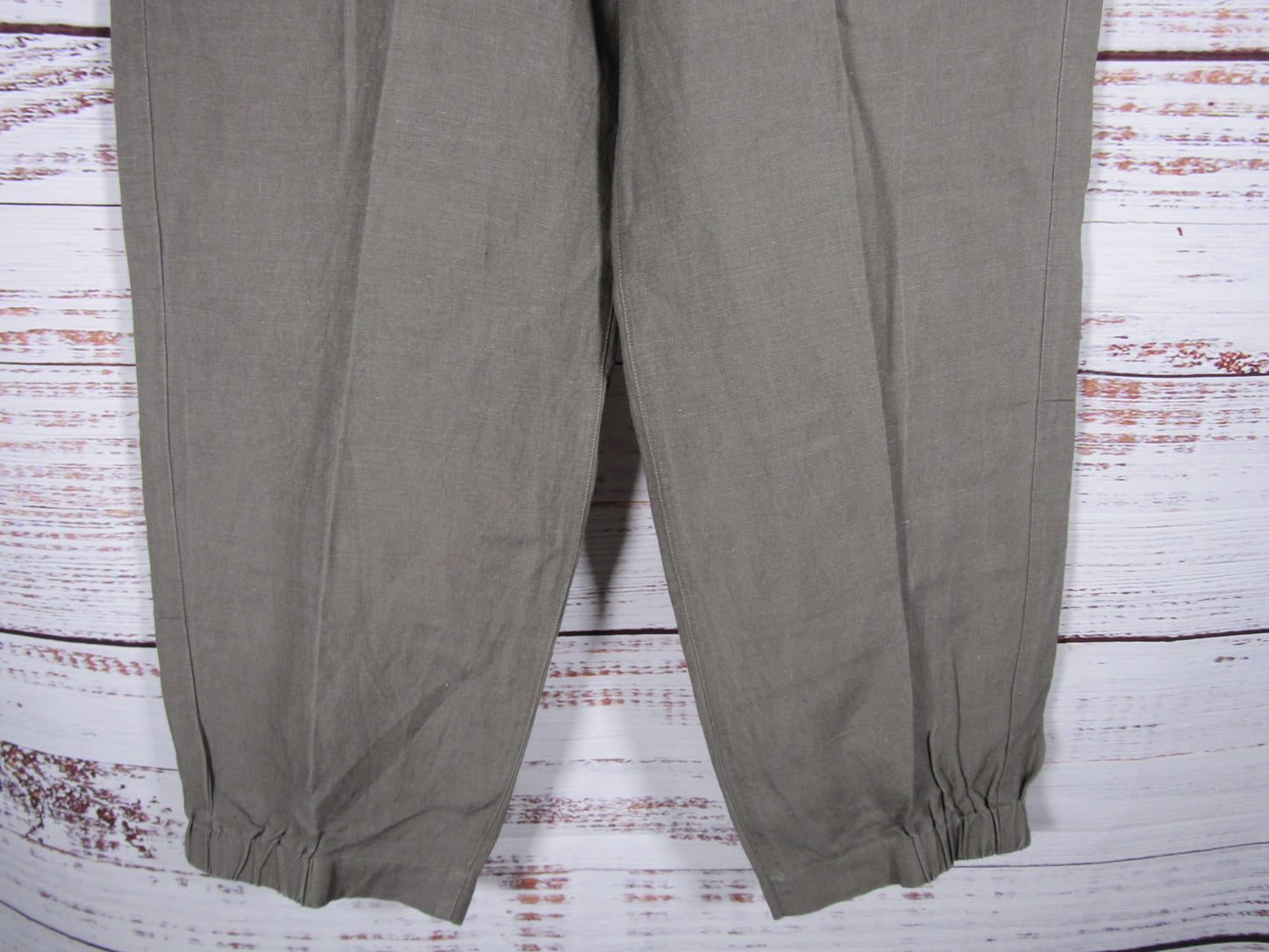 Sandro Women's Green Linen Blend Cropped Pants Size 10