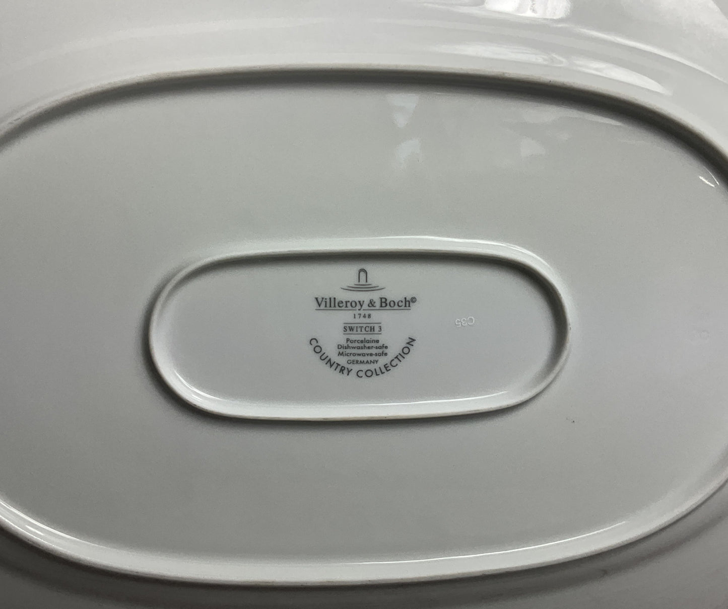 Villeroy & Boch Switch 3 Costa Oval 13 3/4" Serving Platter Blue White