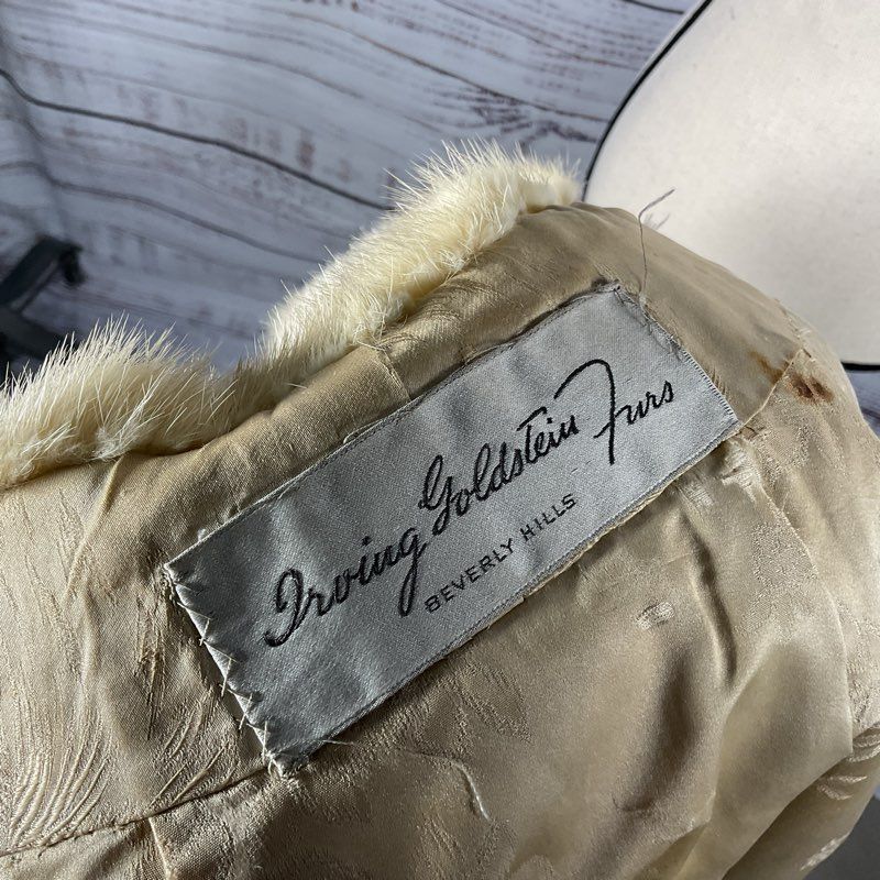 VTG Irving Goldstein Furs Ivory Cape Collar Fur Coat Measurements In Description