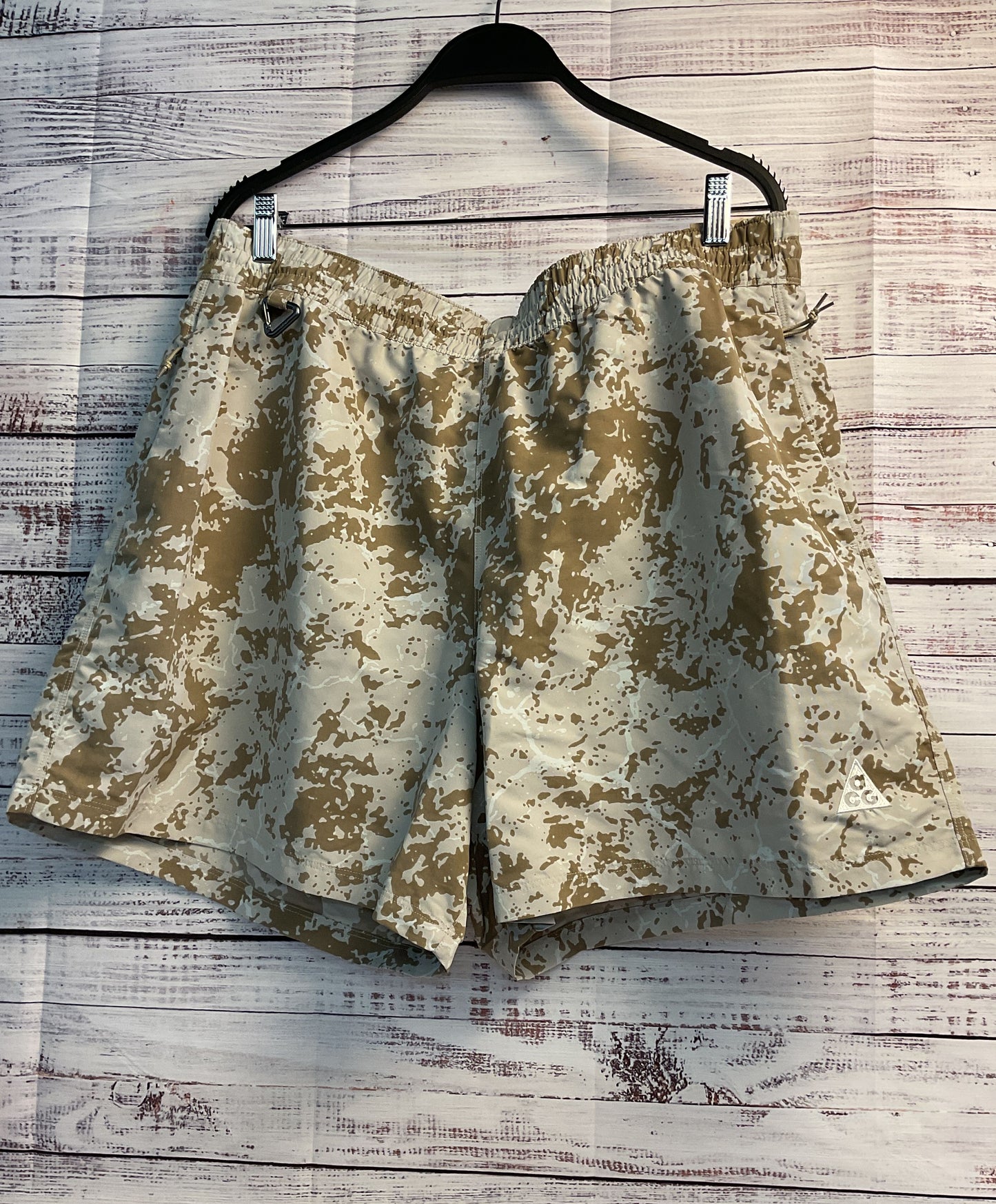 NWT Women's Nike Brown Print Shorts Size XL