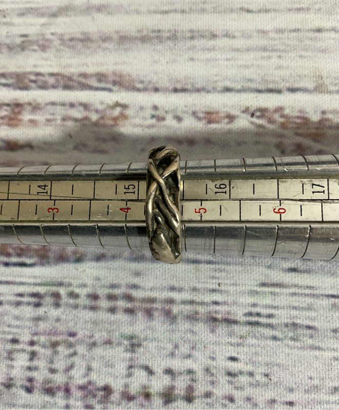 VTG. Modernist Sterling Silver SZ 4.75 Ring- 4.48g