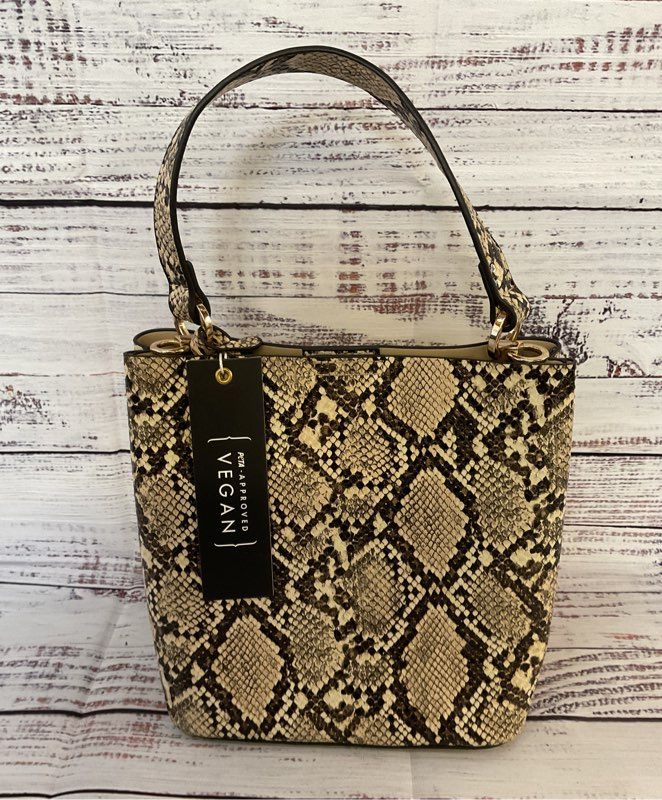 NWT Women's Isabelle Snake Print Vegan Handbag With Shoulder Crossbody Strap