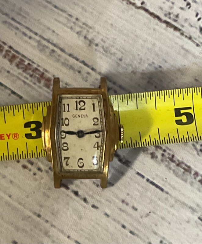 Geneva Warwick Gold Tone Stainless Steel Vintage Watch Case Swiss