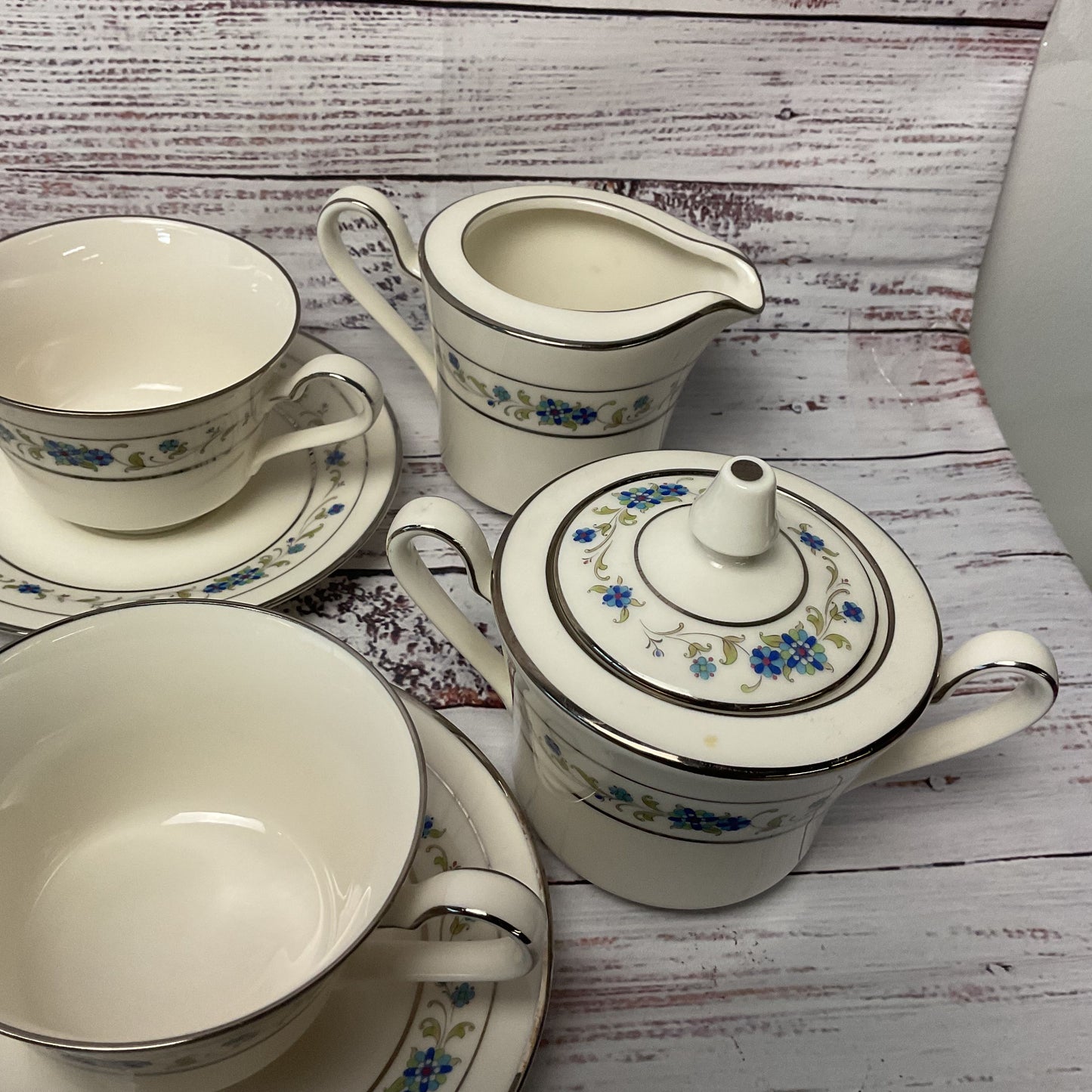 Noritake Norma Ivory China 7016 Ceramic Tea Cup Saucer Creamer Sugar Bowl 26 Pc