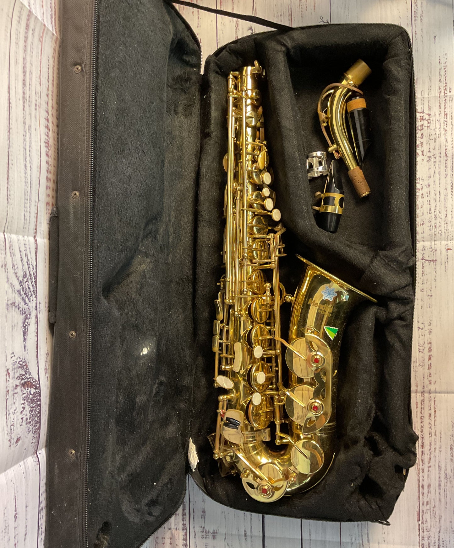 Mendini by Cecilio Saxophone