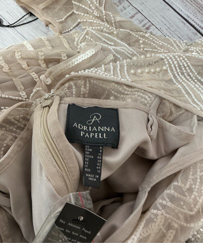 NWT Women's Adrianna Papell Beige Beaded Cocktail Dress Size 8 Retail $279