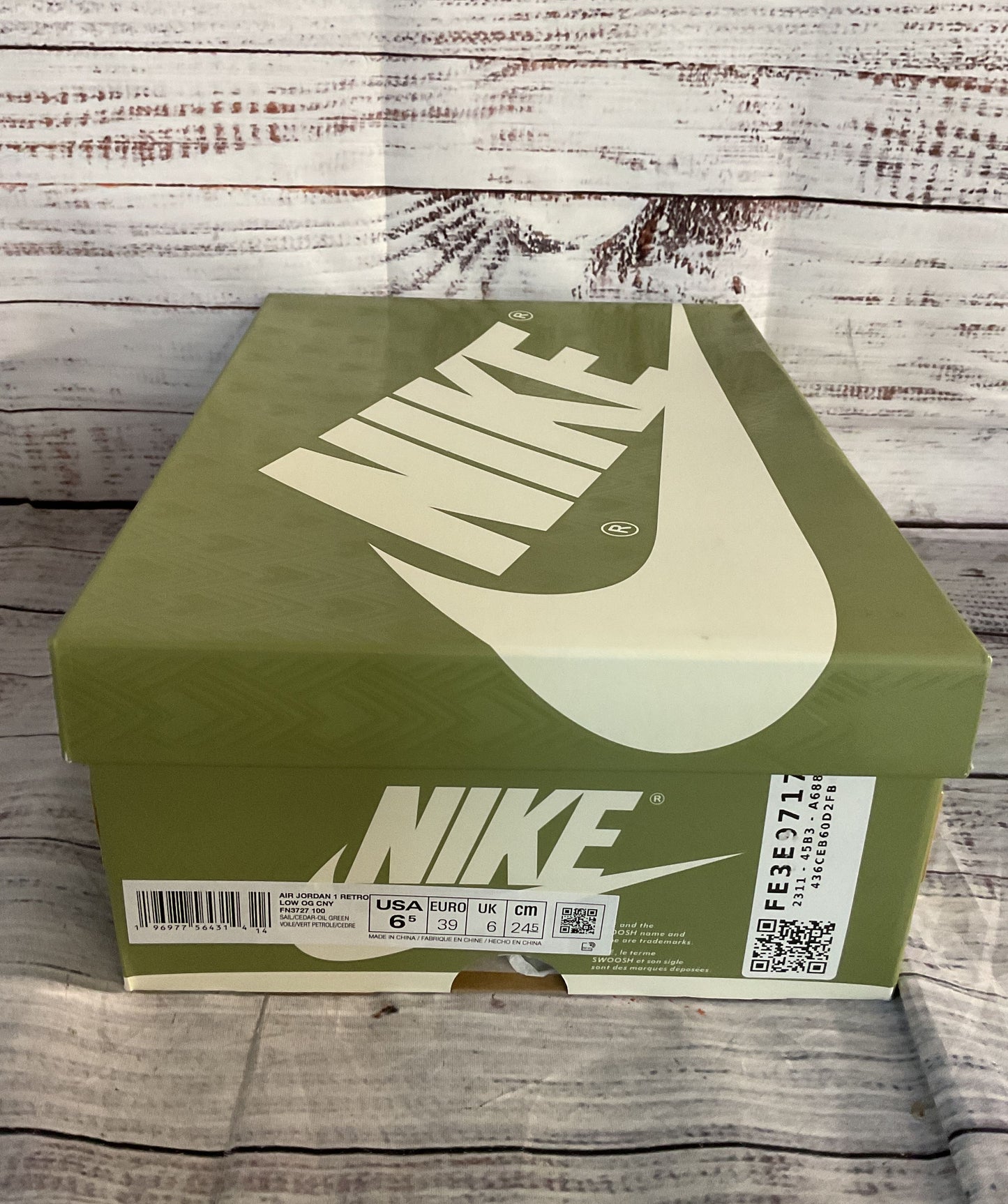 Nike Jordan Air Jordan 1 Low SE Year of the Dragon Sneakers Multicolor 6.5