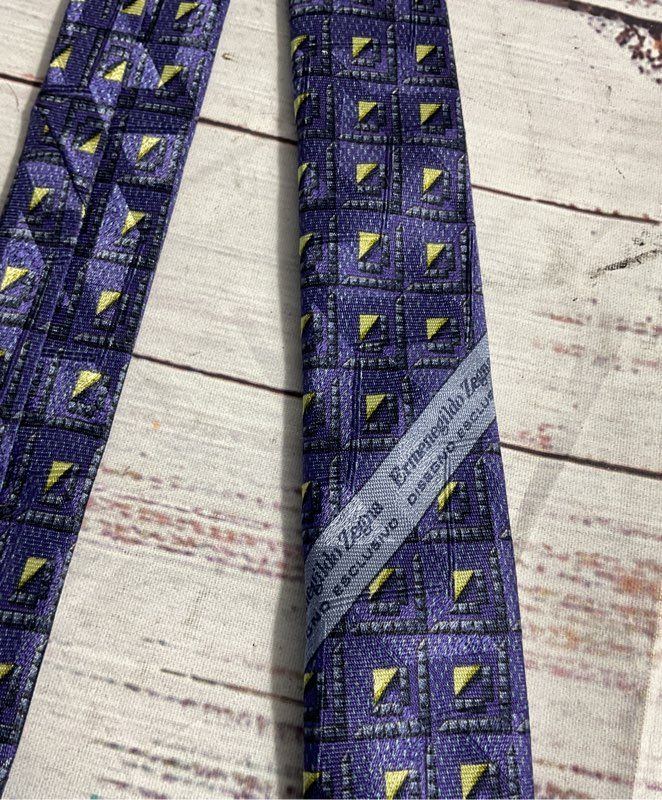 Ermenegildo Zegna Men's Square Geometric Purple Pattern 100% Silk Tie
