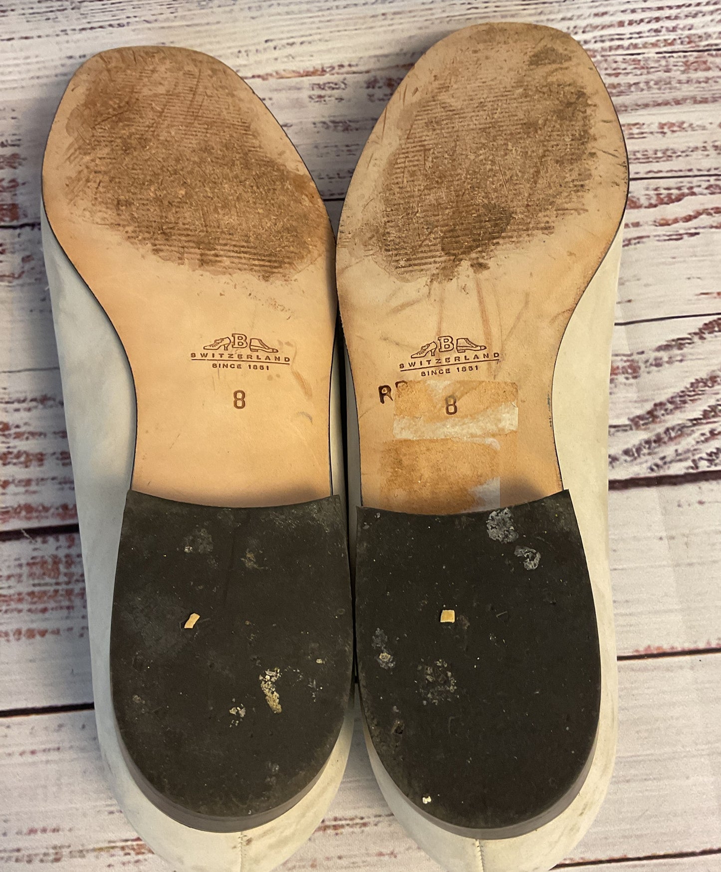 Women's Bally Off White Loafer Flat Size 8