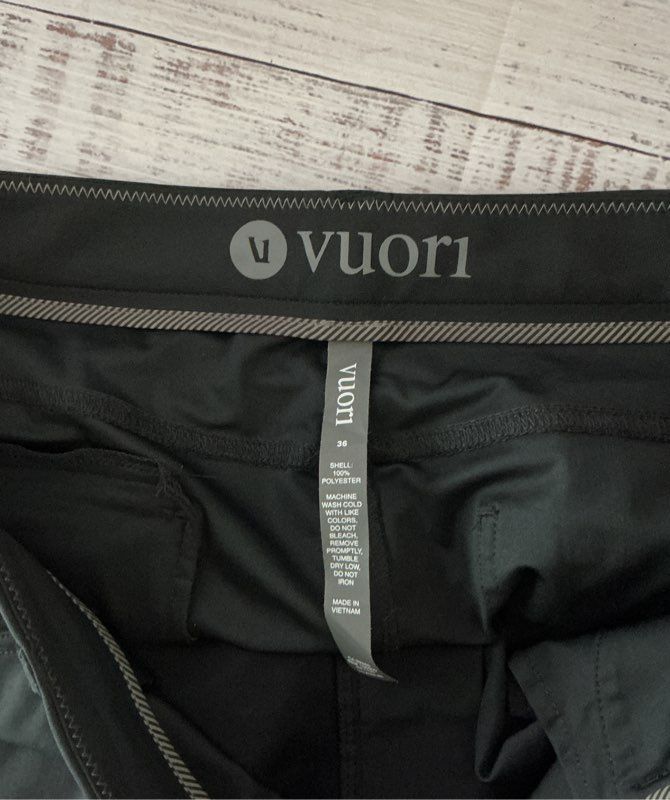 Men's Vuori Black Meta Pants Size 36