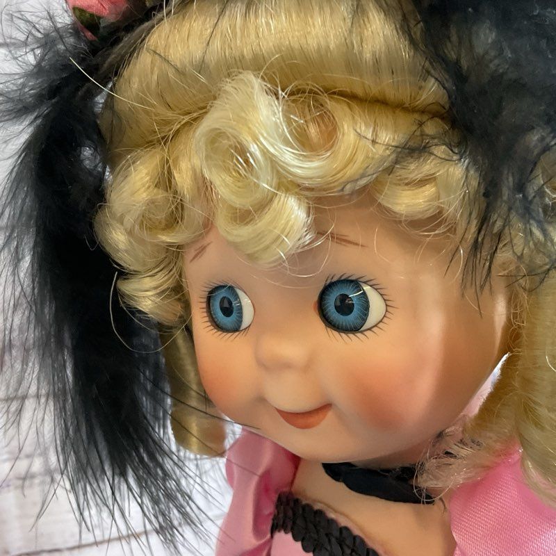 Numbered VTG. PATRICIA LOVELESS Tootie Fifi La Toot Porcelain Doll #591/12,000