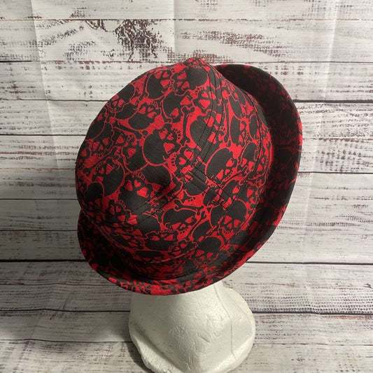 Goorin Red/Black Skull Print Fedora Trilby Emo Punk Goth Hat Rare Size Medium