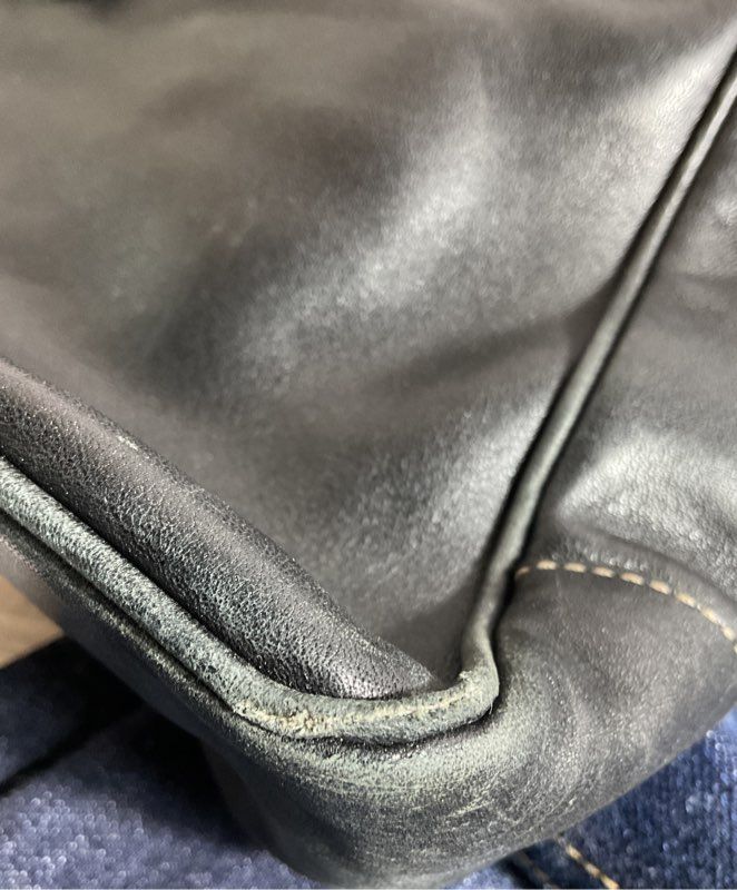 VTG. COACH Women's Black Leather Hampton Bag