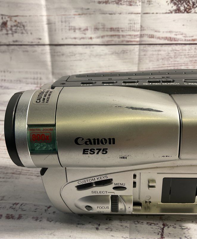 Canon ES75 HI 8 8mm Video Camcorder VCR Player Video No Battery NO POWER SUPPLY!
