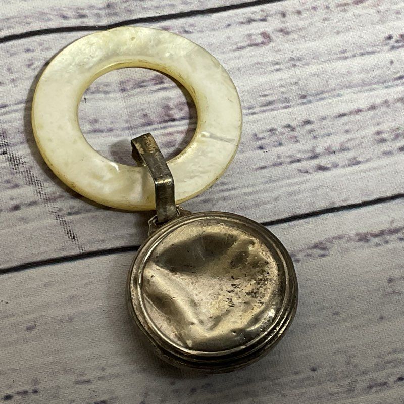VTG./ANTIQUE Sterling Silver & Mother of Pearl Baby Teething/Rattle Ring