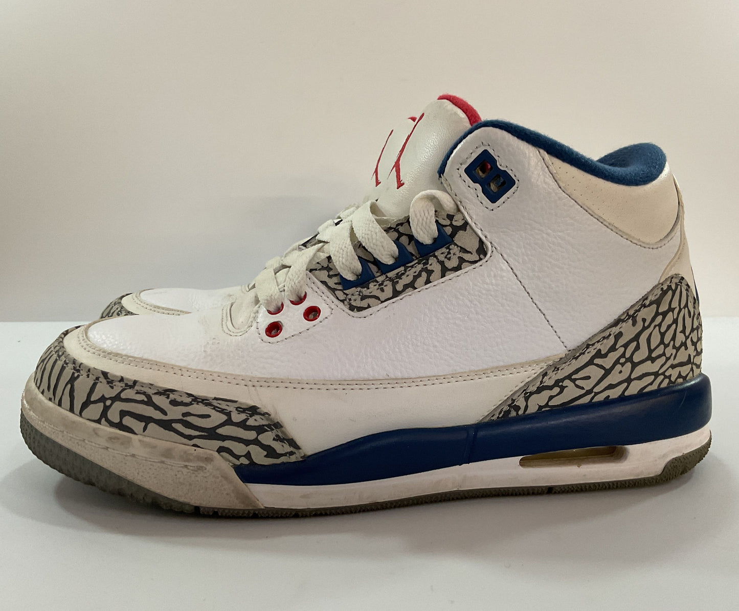 Nike Air Jordan 3 Retro OG Boy's True Blue Mid Top Sneakers Size 6 Y 854261-106