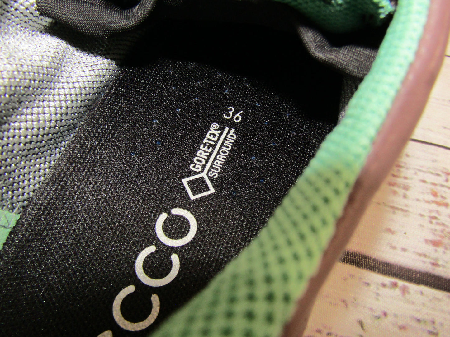 Ecco Cool Pro Women's Purple Leather Gore-Tex Waterproof Golf Shoes Size 6