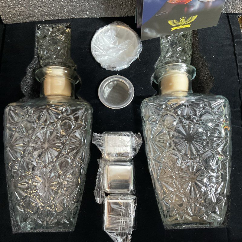 NEW WILLSCOO Alcohol Infusion Kit with Two Decanters