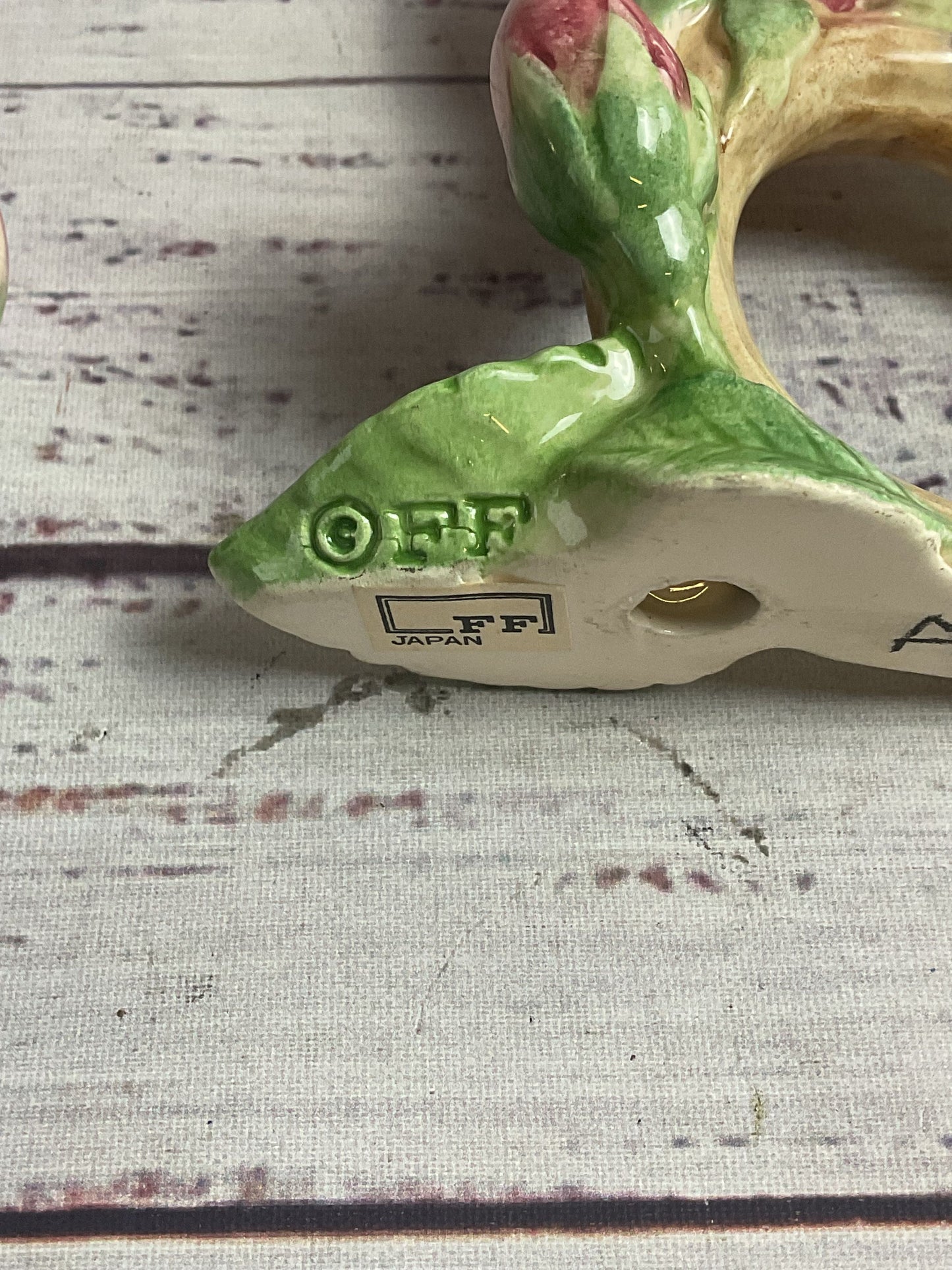 Set Of 3 FF Japan Ceramic Rose Napkin Rings