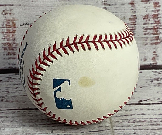 Rawlings Official Major League Yankees Willie Randolph Signed Baseball
