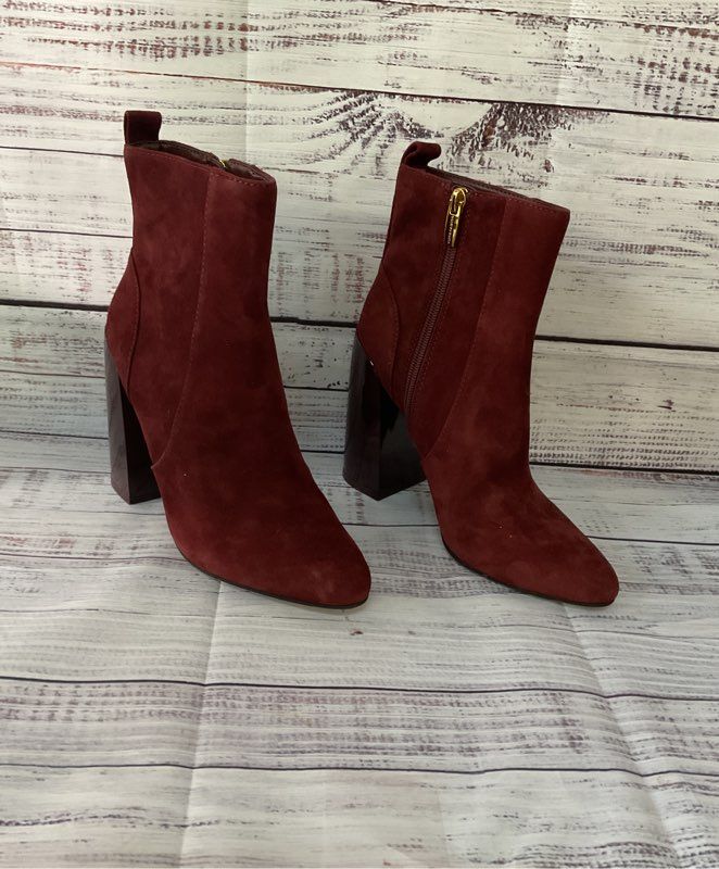NWOB Vince Camuto Burgundy Ankle Boots Size 6.5