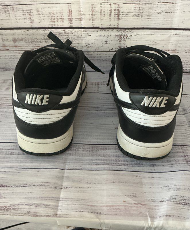 Men's Nike Dunk Low Skate Hype Panda Athletic Size 11