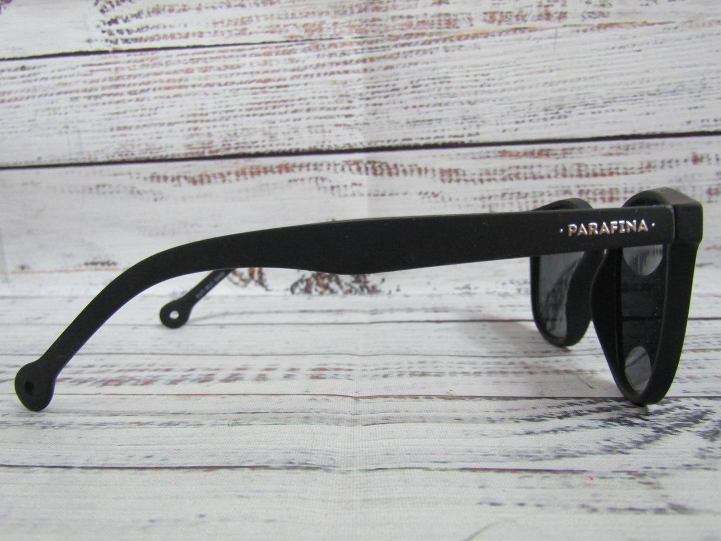 Parafina Ruta Black Rubber Square Sunglasses