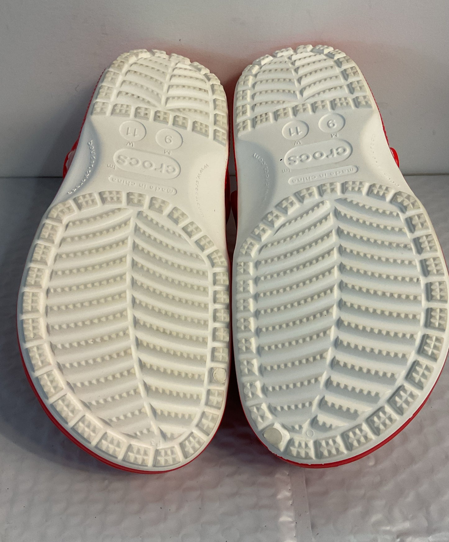 McDonalds Classic Crocs Red Slip-On Unisex Adults Men's Size 11 Women's Size 9