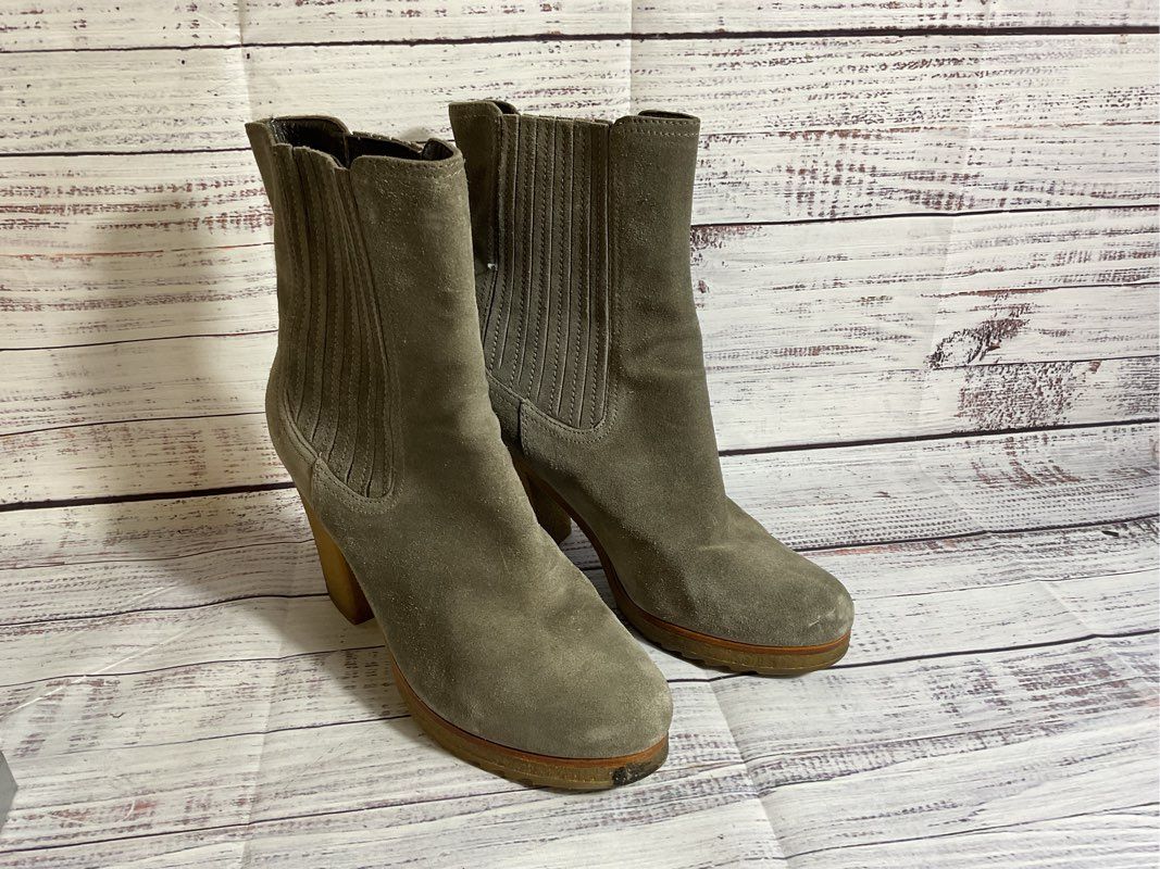 PRADA Women's Gray Suede Chelsea Boots- SZ 40