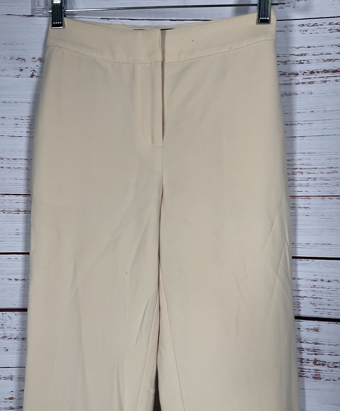 St. John Women's Cream Dress Pants Trousers Size 2 Made in The U.S.A.