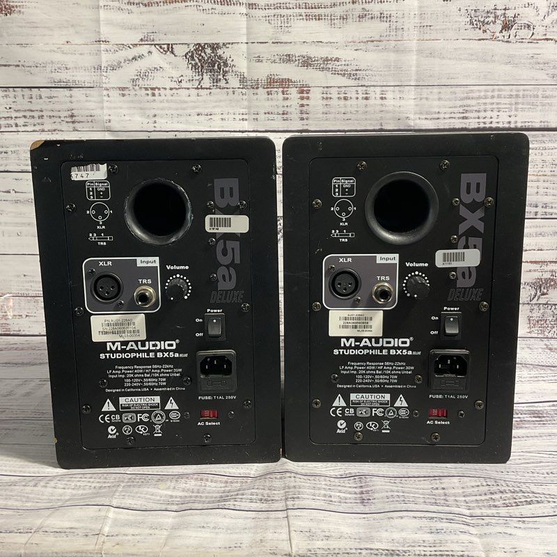 M-Audio Studiophile BX5a Deluxe Speakers Only *WORKS*