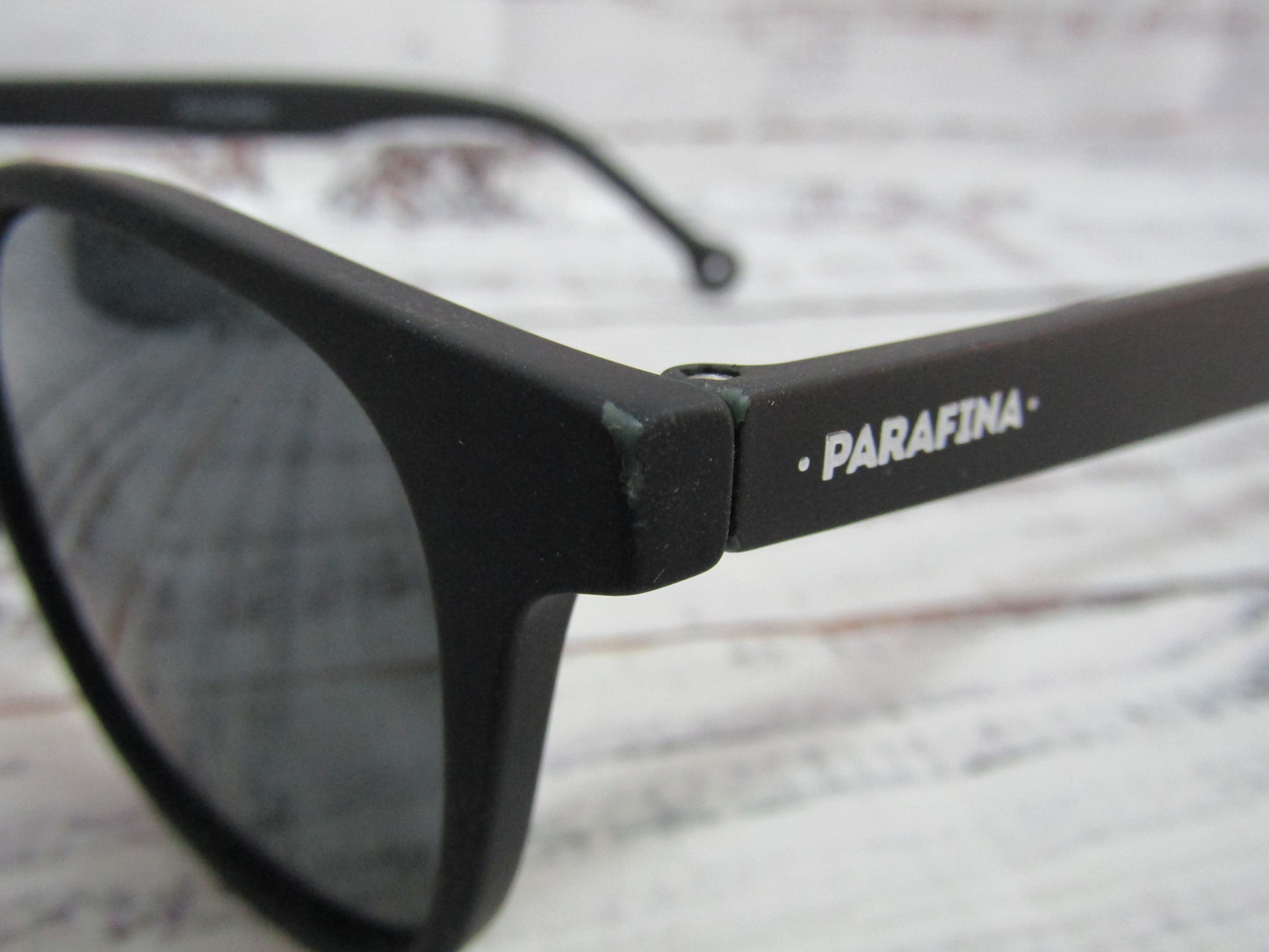 Parafina Ruta Black Rubber Square Sunglasses