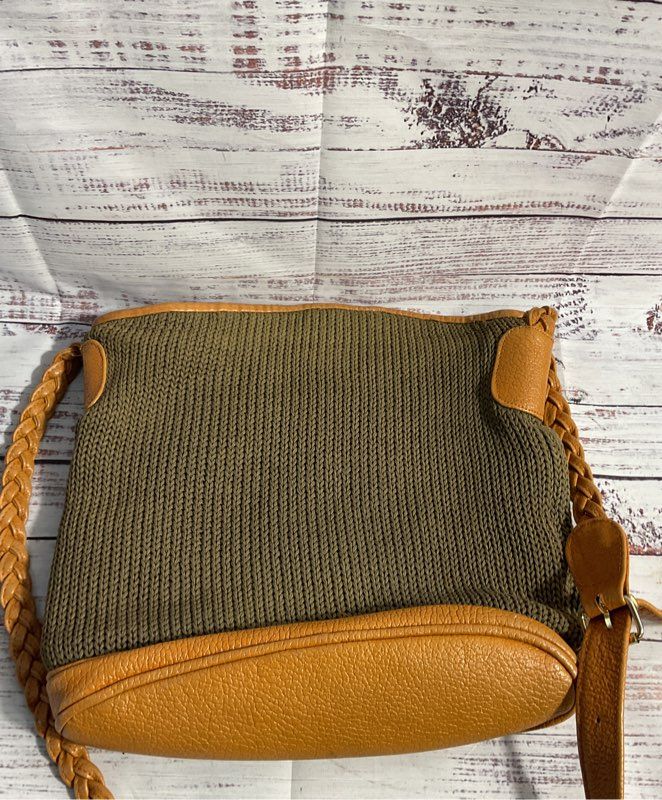 Vintage Brio Women's Tan & Olive Knitted Leather Crossbody Bag