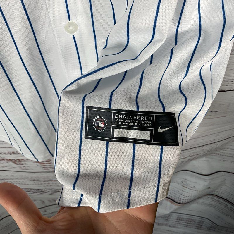 NWT Nike MLB Genuine Merchandise Chicago Cubs 24 Bellinger Baseball Jersey sz L