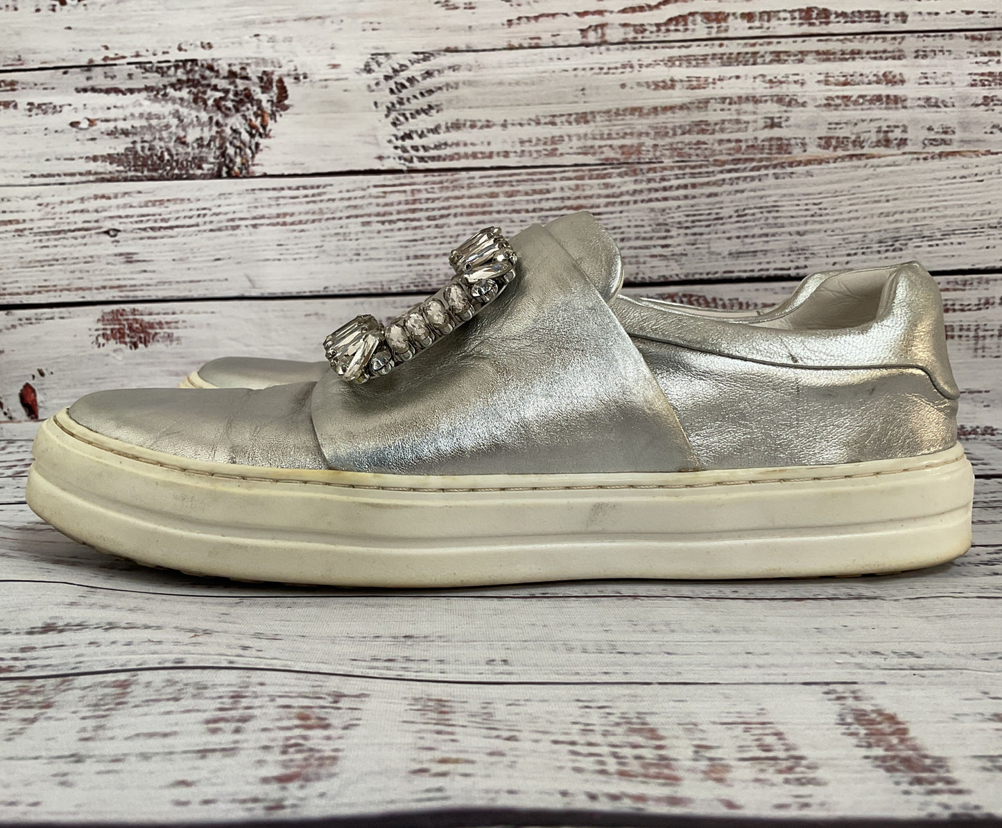 Roger Vivier Women's Silver Leather Crystal Embellished Slip-On Made in Italy