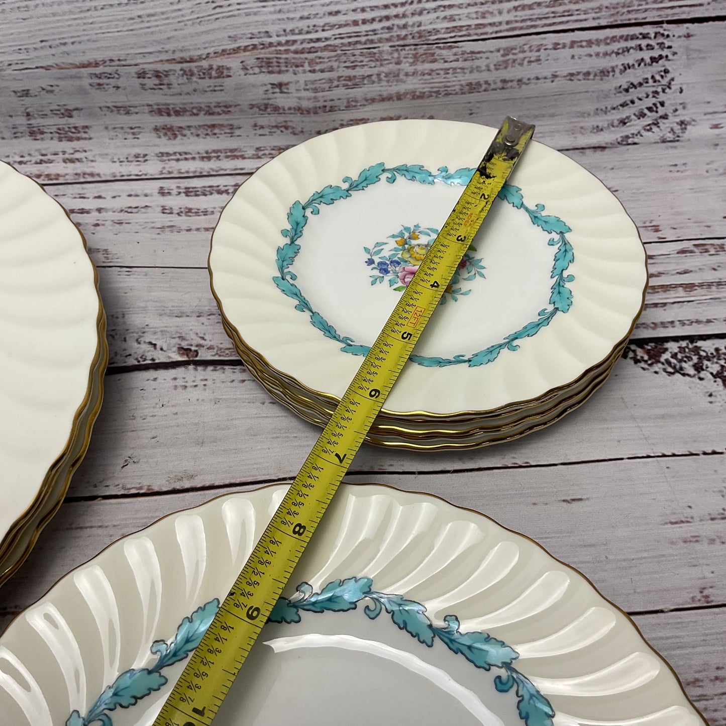 Minton Ardmore Floral Leaf Design Scalloped Edge 10 5/8", 8", 6 1/4" Lot of 11