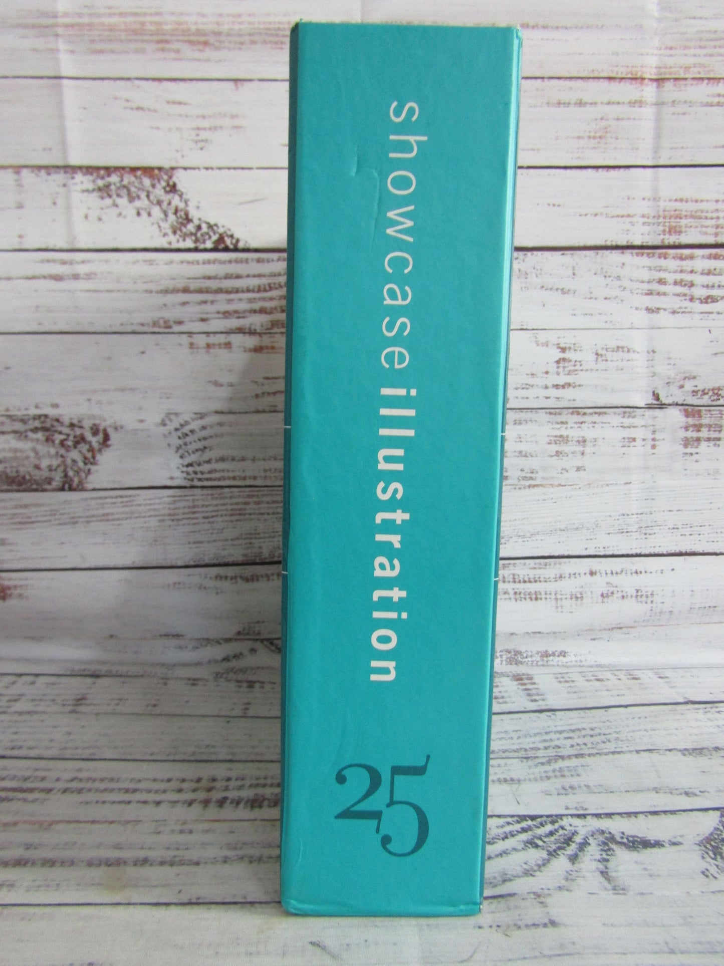 American Showcase Illustrators and Designers Volume 25