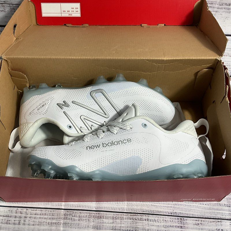 NOB New Balance FreezeLX v4 Low White Lacrosse Cleats 5 Men's/6.5 Women's
