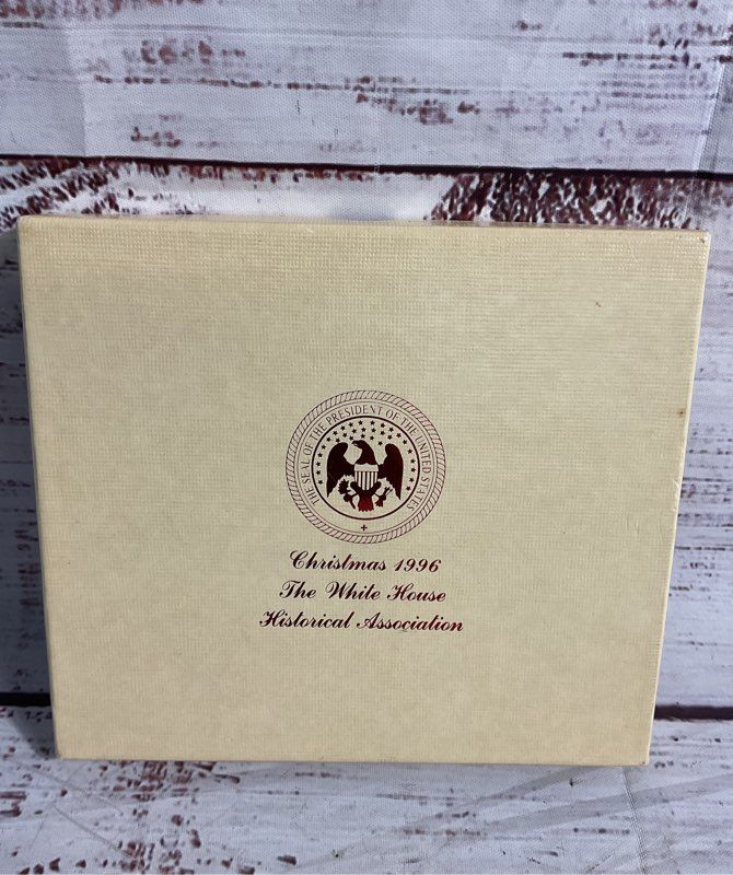 White House Historical Association Christmas Ornament 1996 In Box With Papers