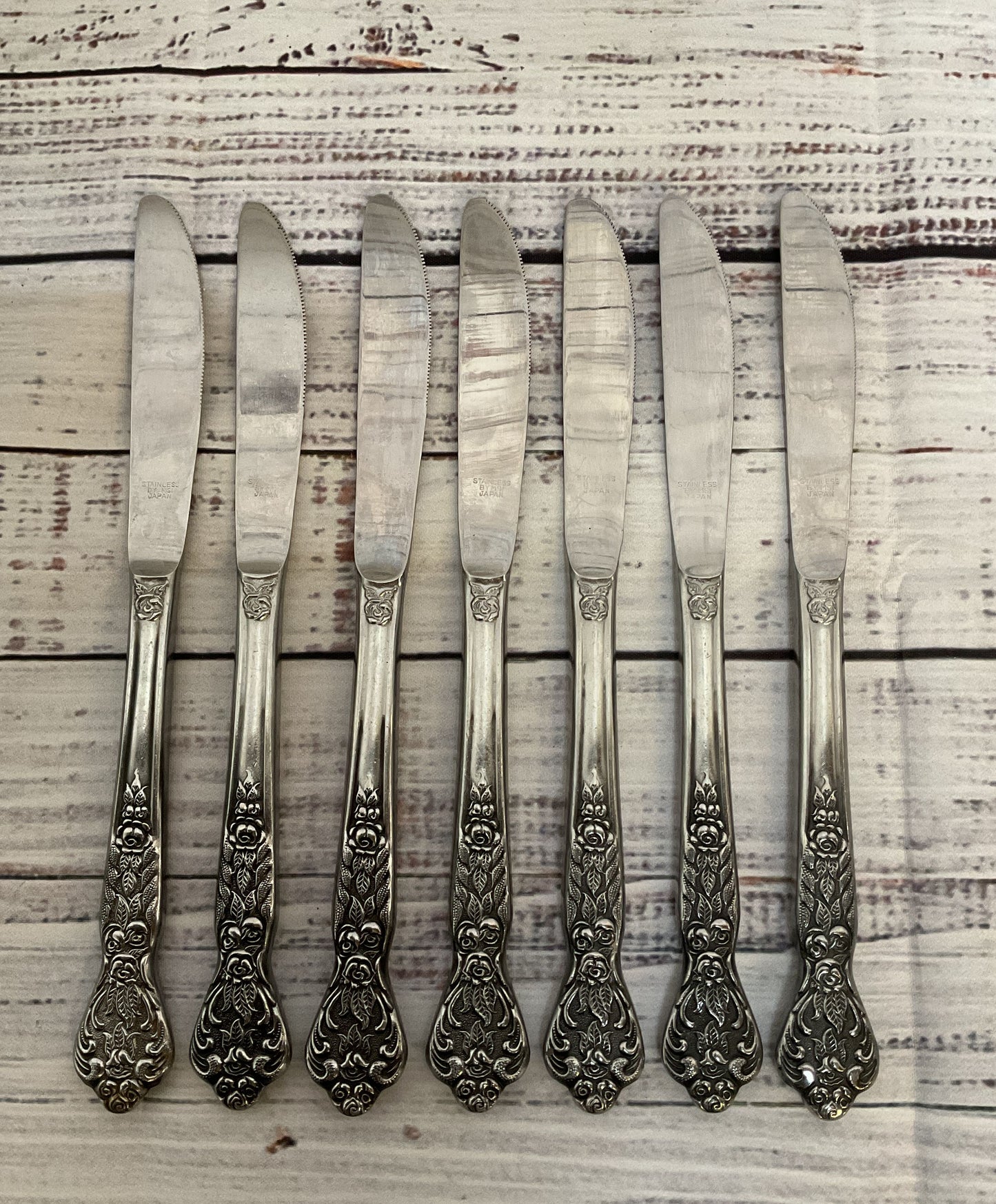 Versailles Japan Stainless Steel Rose Pattern Dinner Knives Lot of 7