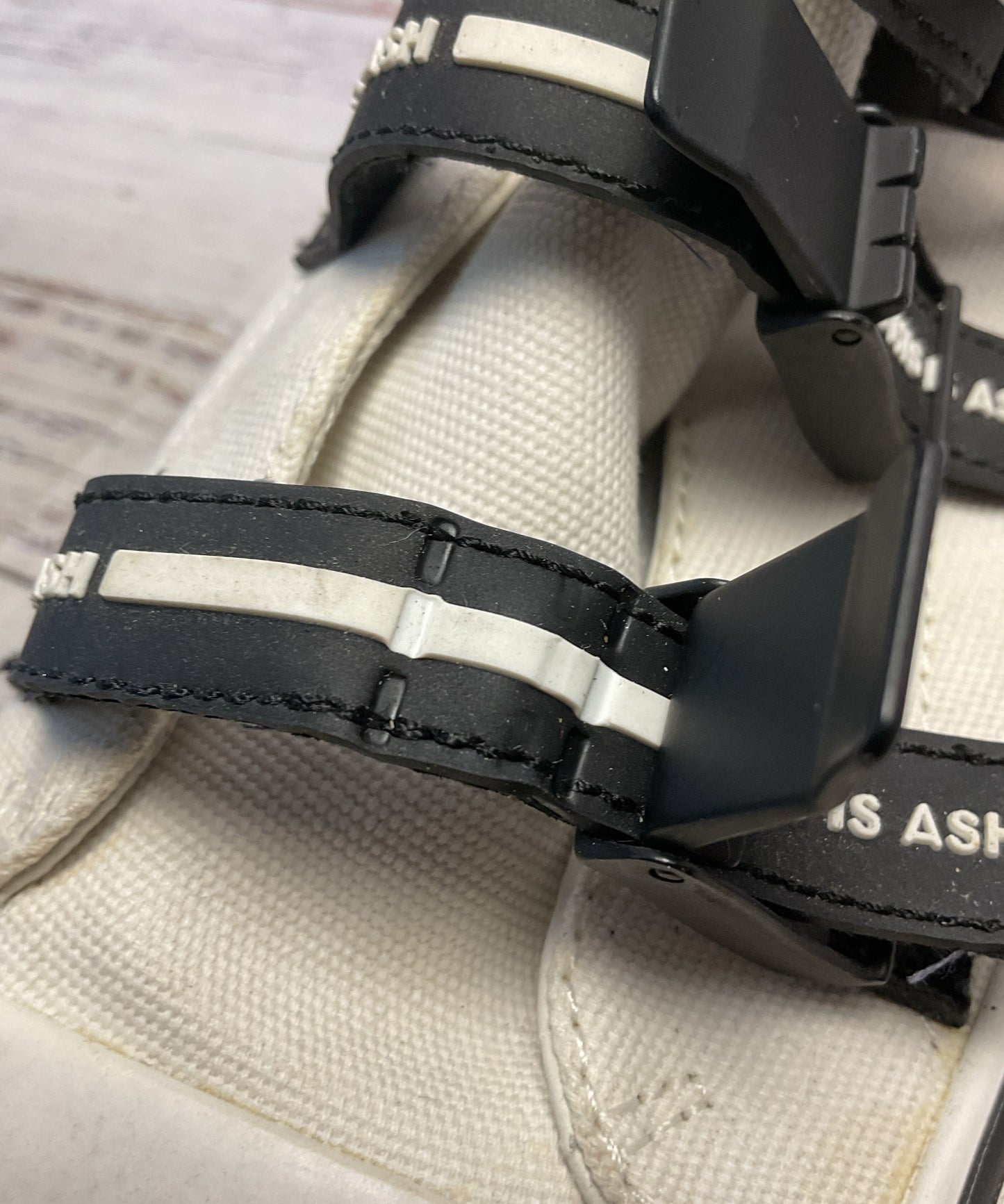 Ash White Canvas Hi-top Black Strap Buckle Sneaker Casual Shoe Women Size 7.5