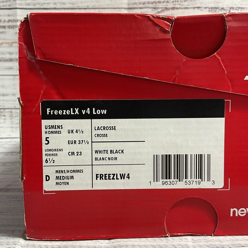 NOB New Balance FreezeLX v4 Low White Lacrosse Cleats 5 Men's/6.5 Women's