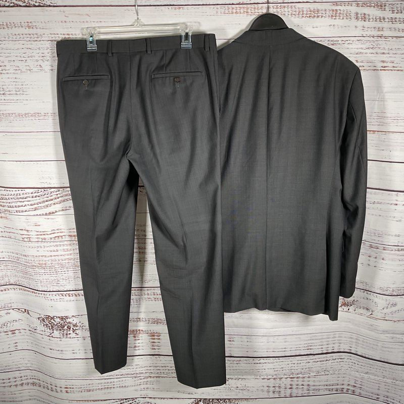 Hugo Boss Super 110 2 Piece Gray Patterned Wool Men's Suit - Size in Desc.