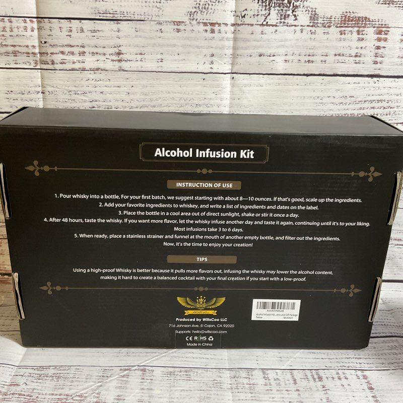 NEW WILLSCOO Alcohol Infusion Kit with Two Decanters