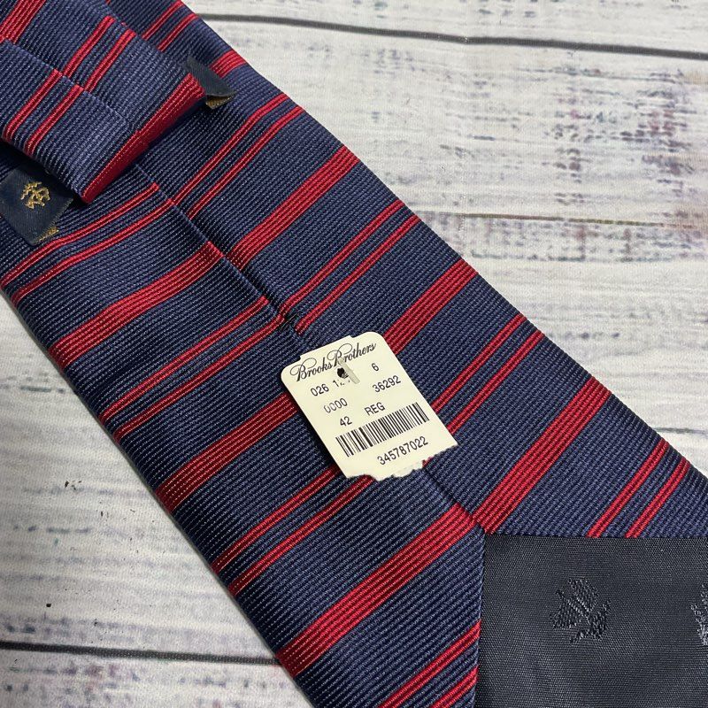 NWT Brooks Brothers Navy Blue and Red Horizontal Striped Silk Tie