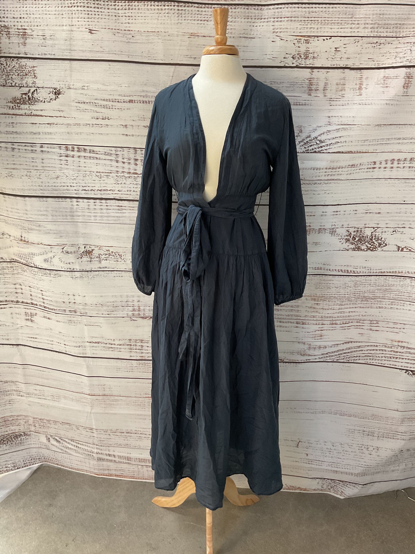 Wyeth Morro Navy Blue Belted Button Front Sample Dress - Size S