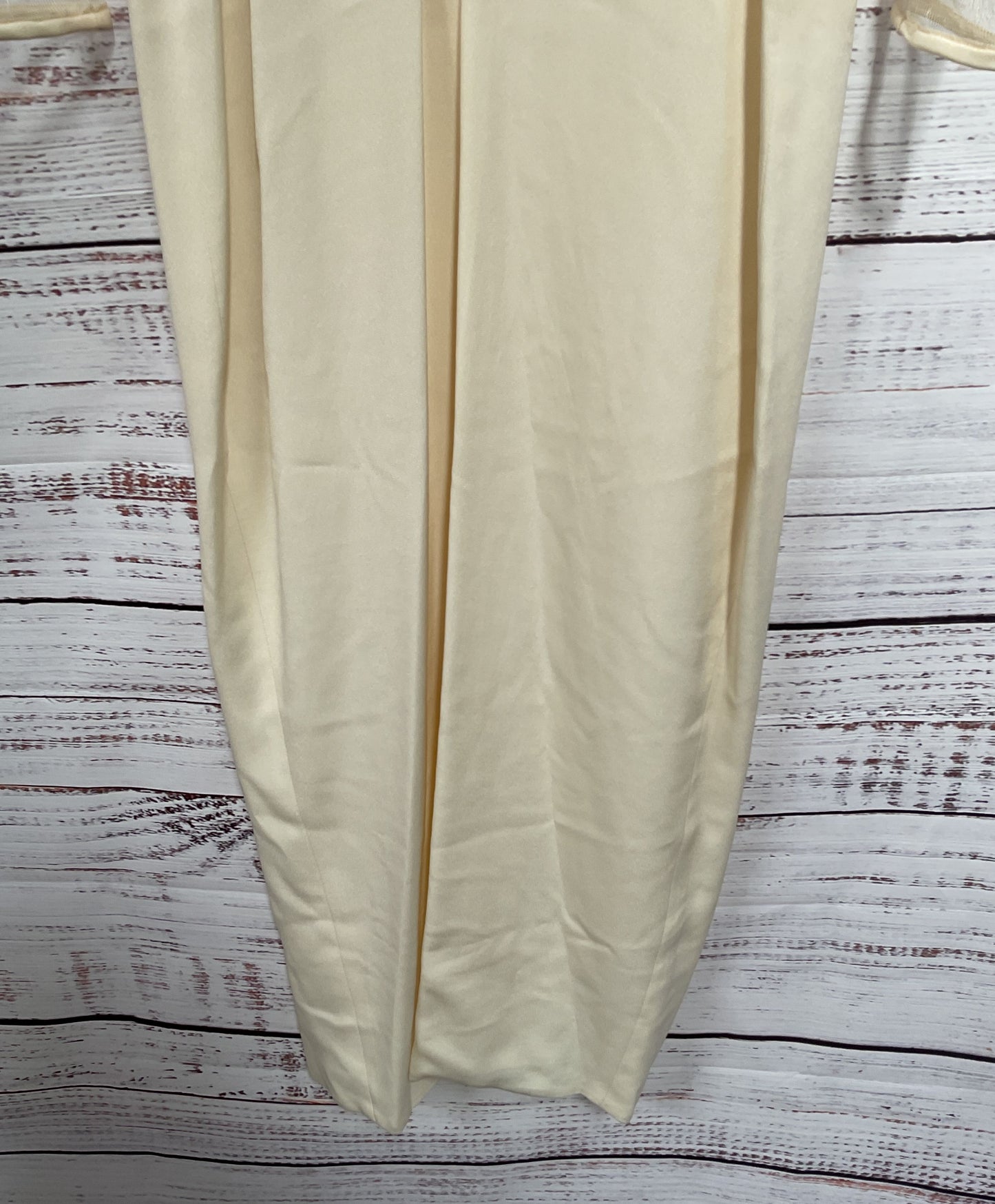 Rina Di Montella Women's Off White Faux Pearl Accent Dress Size 6