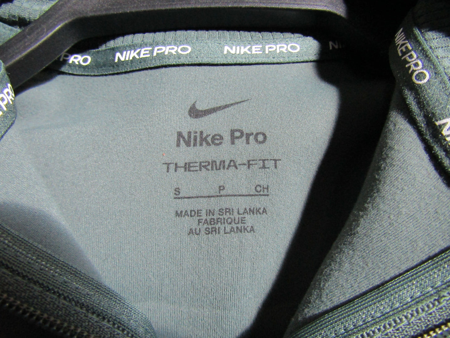 Nike Therma-Fit Girl's Half-Zip Pullover Sweater Size S HF4682-338