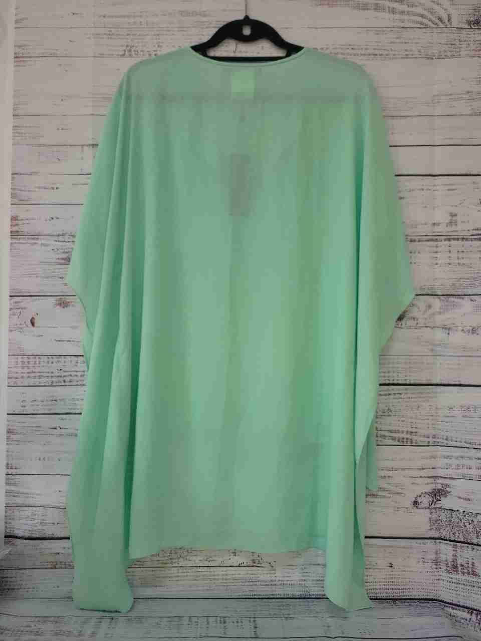 NWT Women's BCBG Max Azria Mint Green Top High Low Hem Size M/L Retail $158